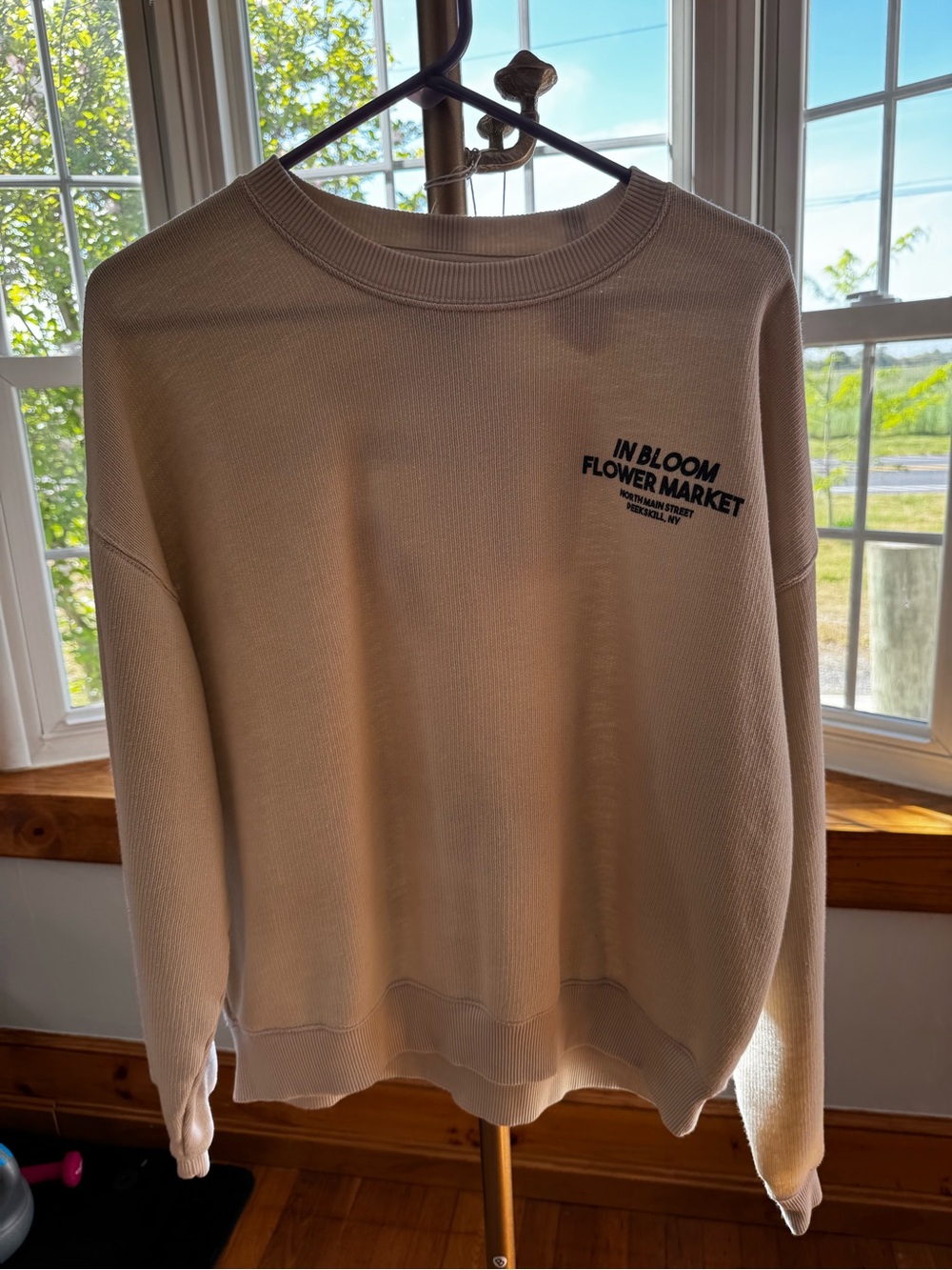 American Eagle Outfitters Cream 'In Bloom Flower Market' Crewneck Sweatshirt